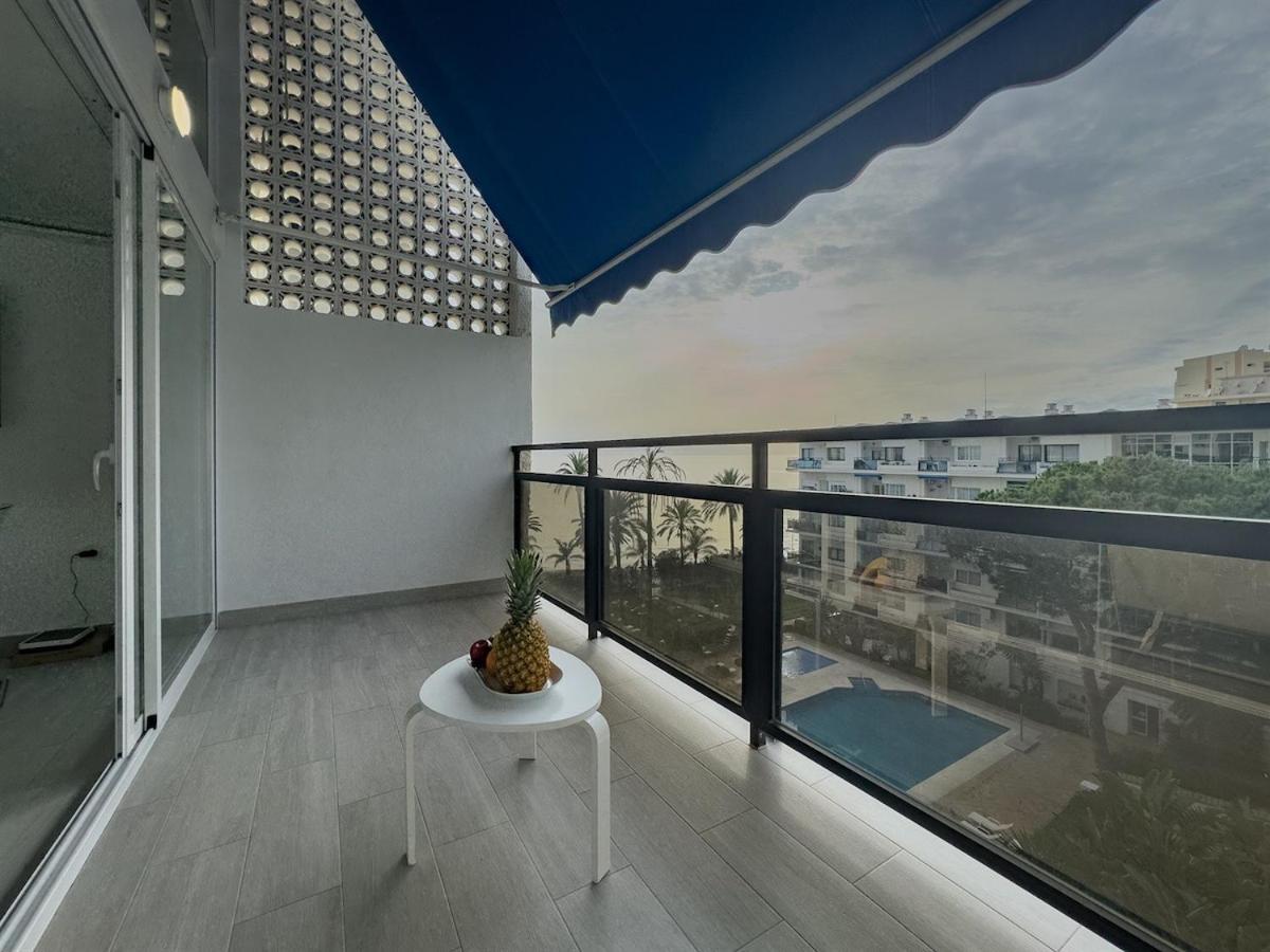 Skol 304 A - 2 Bedroom Duplex Center First Line Apartment *